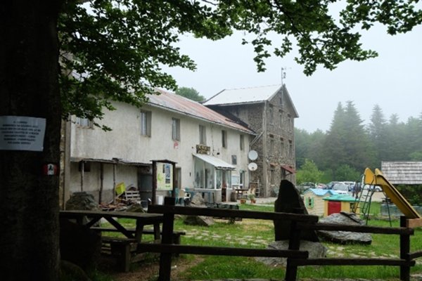 negozio in vendita a Cogoleto