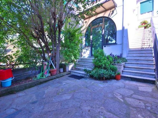 appartamento in vendita a Cogoleto