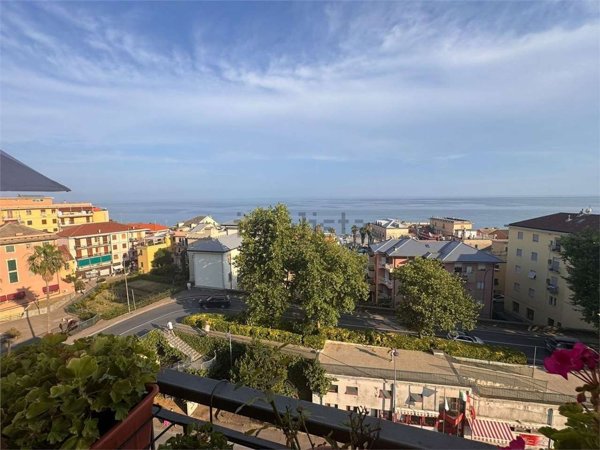 appartamento in vendita a Cogoleto