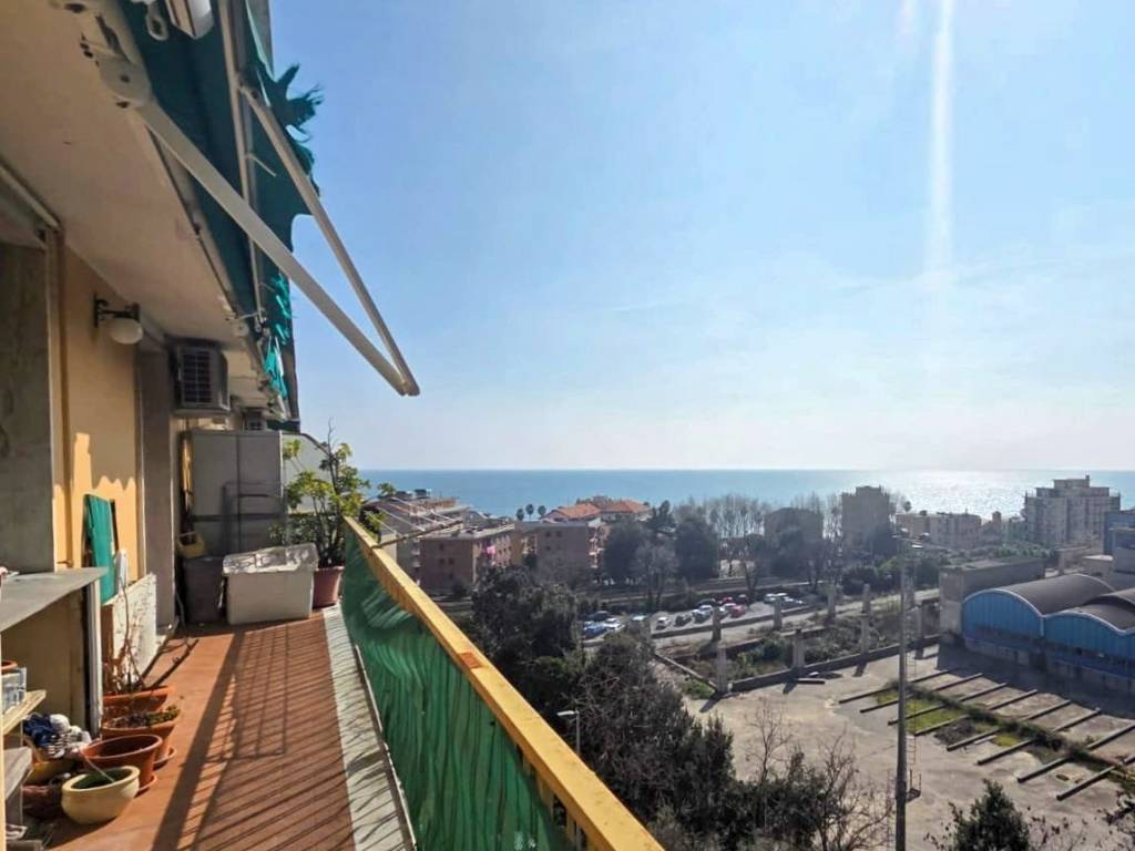 appartamento in vendita a Cogoleto