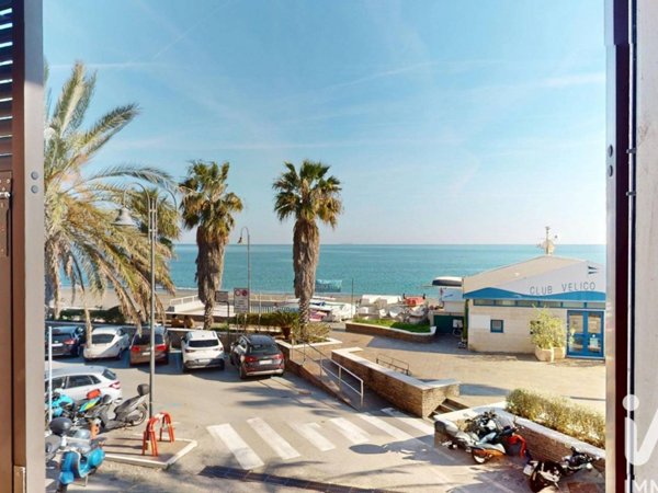 appartamento in vendita a Cogoleto