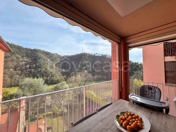 appartamento in vendita a Cogoleto in zona Lerca