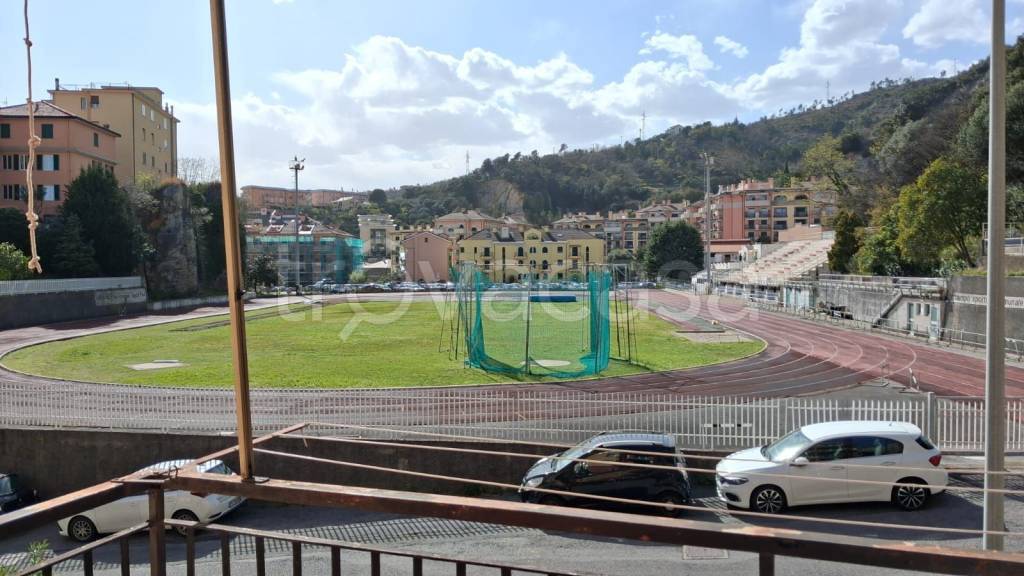 appartamento in vendita a Cogoleto in zona Pratozanino