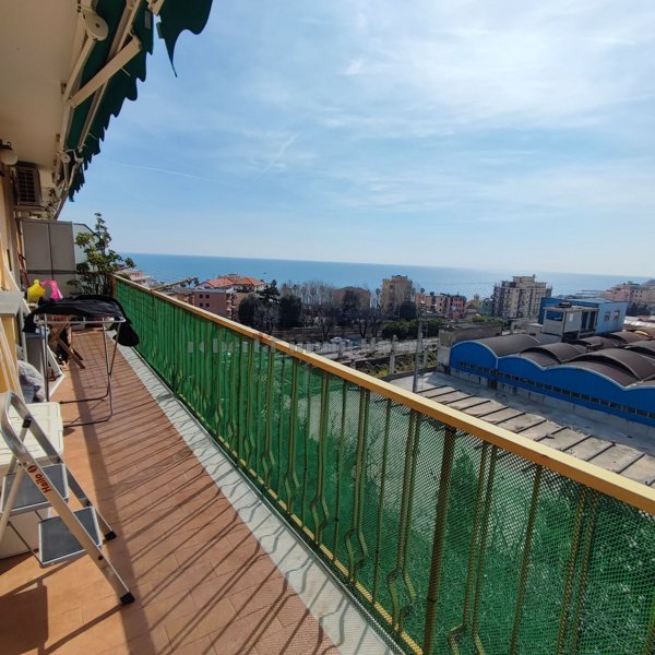 appartamento in vendita a Cogoleto