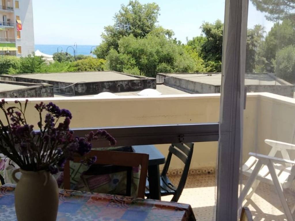 appartamento in vendita a Cogoleto