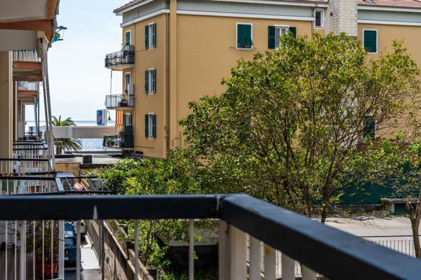 appartamento in vendita a Cogoleto