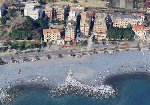 appartamento in vendita a Cogoleto in zona Pratozanino