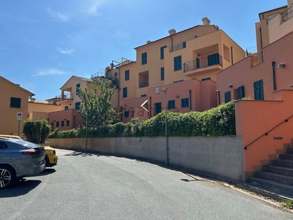appartamento in vendita a Cogoleto in zona Lerca