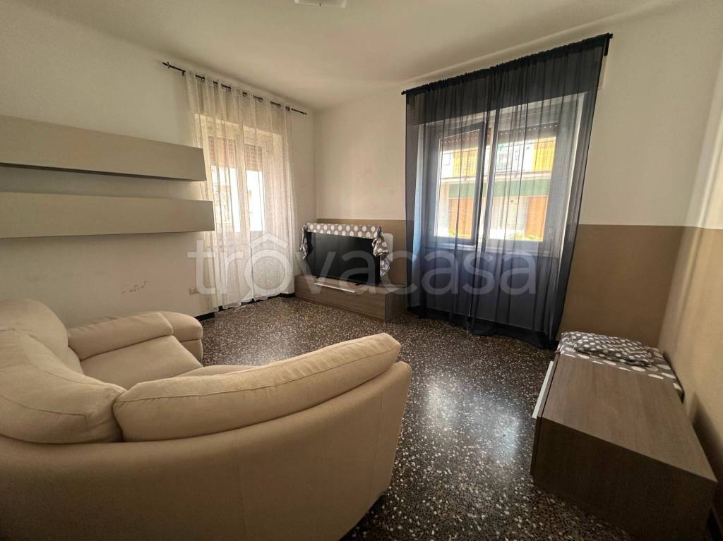 appartamento in vendita a Cogoleto in zona Pratozanino