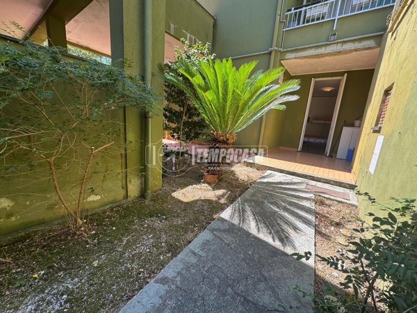 appartamento in vendita a Cogoleto in zona Pratozanino