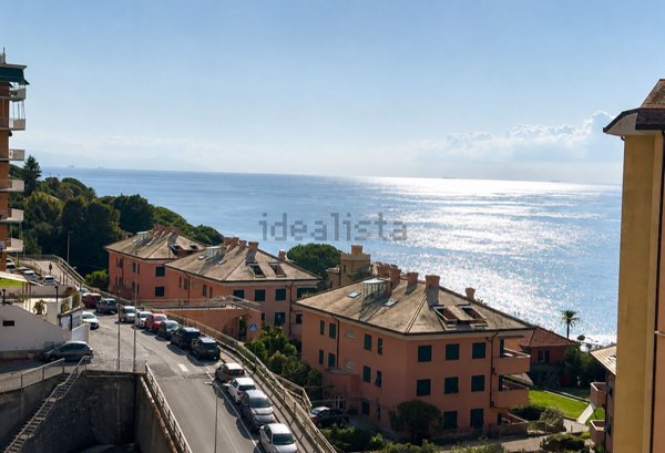 appartamento in vendita a Cogoleto in zona Pratozanino