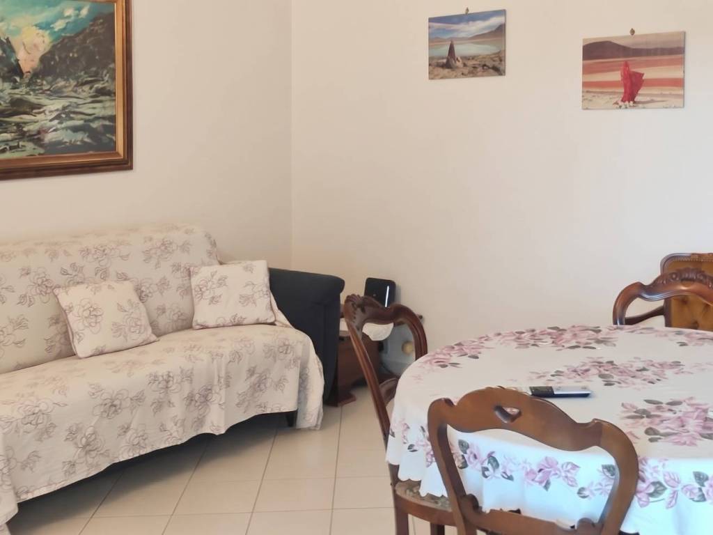 appartamento in vendita a Cogoleto in zona Pratozanino