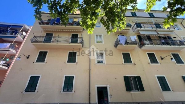 appartamento in vendita a Cogoleto in zona Pratozanino