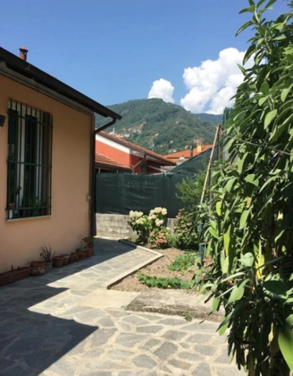 casa indipendente in vendita a Cogorno in zona Panesi