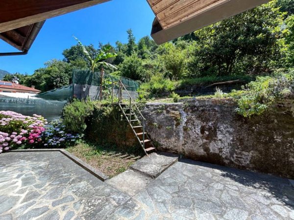 casa indipendente in vendita a Cogorno in zona Panesi