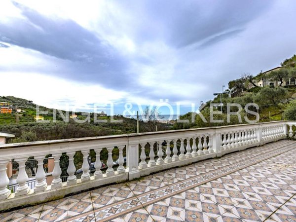 casa indipendente in vendita a Cogorno