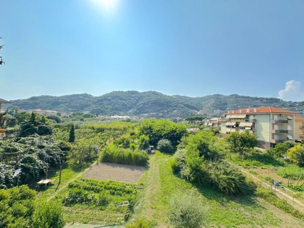 appartamento in vendita a Cogorno in zona San Salvatore