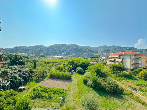 appartamento in vendita a Cogorno in zona San Salvatore