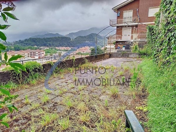 appartamento in vendita a Cogorno in zona San Salvatore