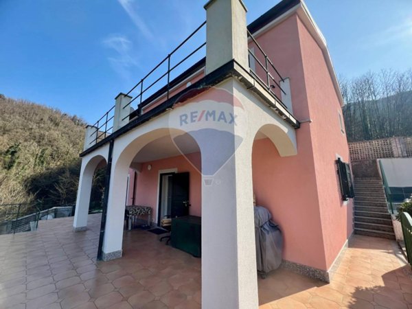 casa indipendente in vendita a Cogorno
