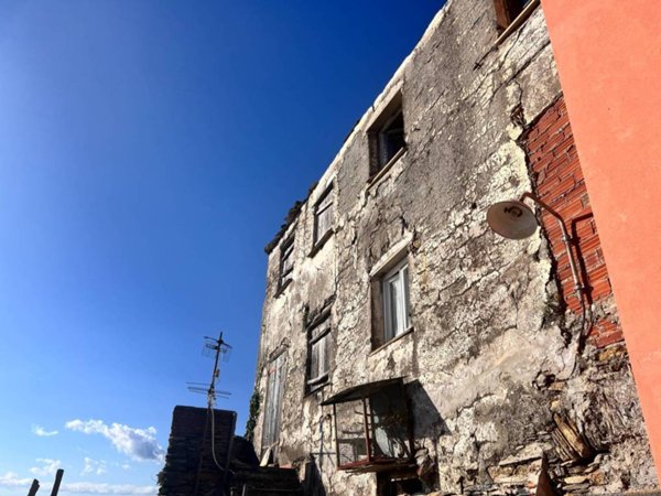 casa indipendente in vendita a Cogorno