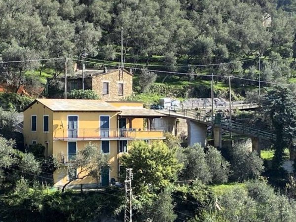casa indipendente in vendita a Cogorno in zona Breccanecca