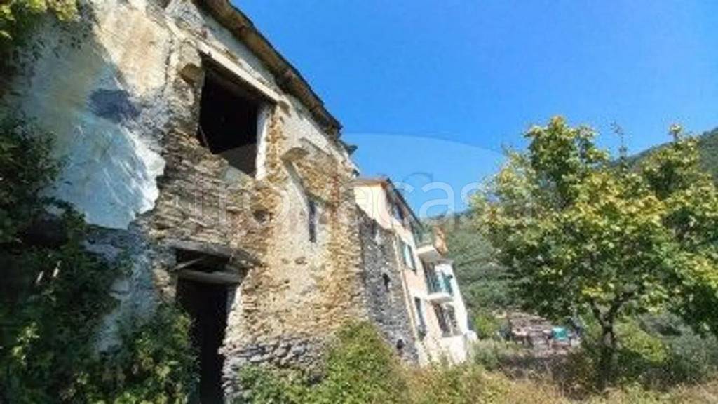 casa indipendente in vendita a Cogorno