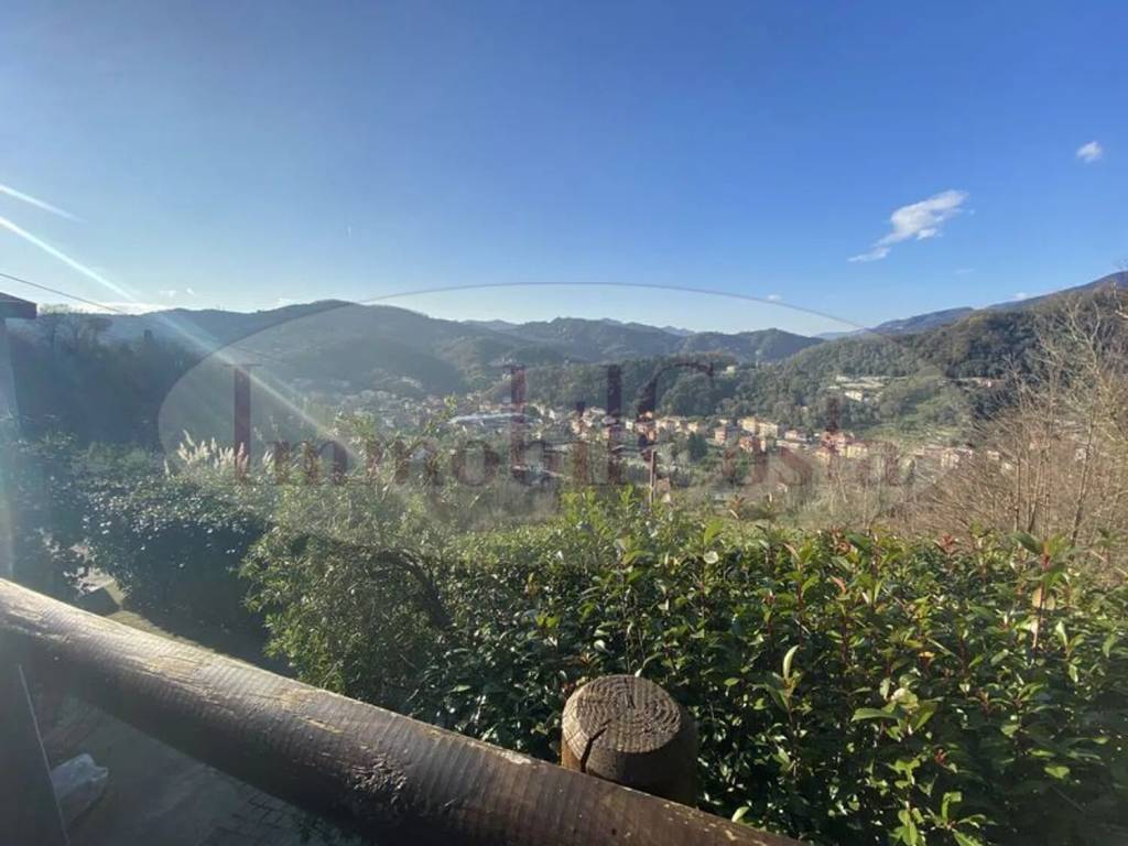villa in vendita a Cogorno in zona San Salvatore