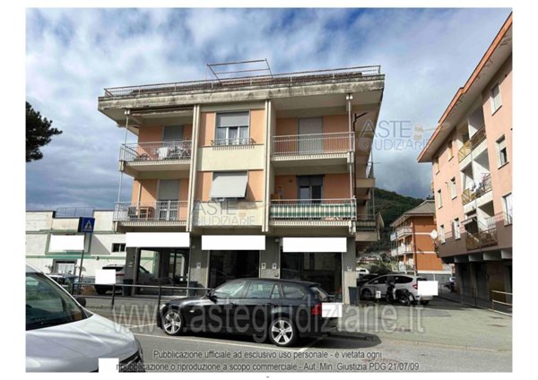negozio in vendita a Cogorno in zona San Salvatore