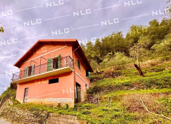 casa indipendente in vendita a Cogorno