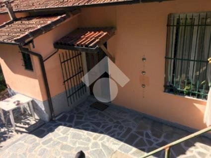 casa semindipendente in vendita a Cogorno in zona San Salvatore