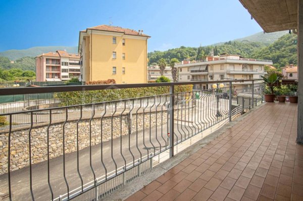 appartamento in vendita a Cogorno in zona San Salvatore
