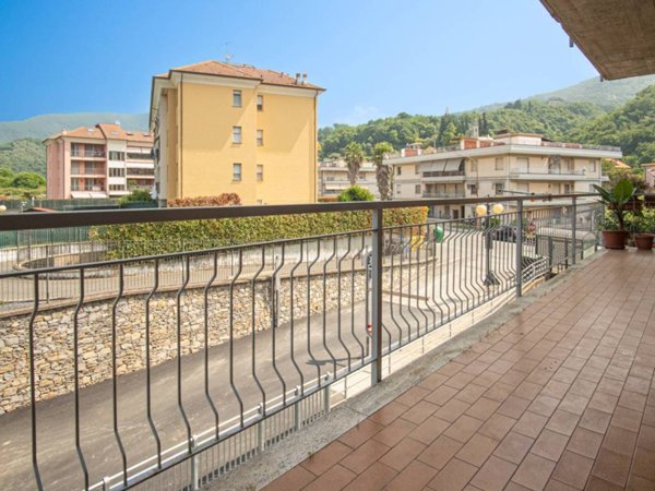 appartamento in vendita a Cogorno in zona San Salvatore