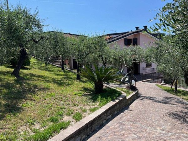 casa indipendente in vendita a Cogorno