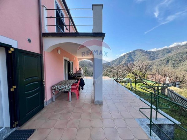 casa indipendente in vendita a Cogorno