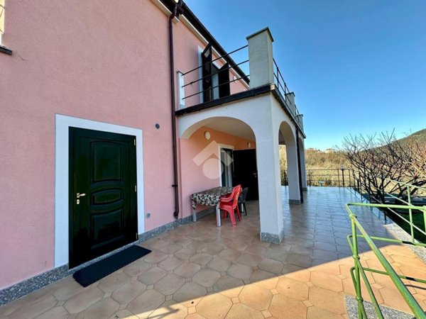 casa indipendente in vendita a Cogorno