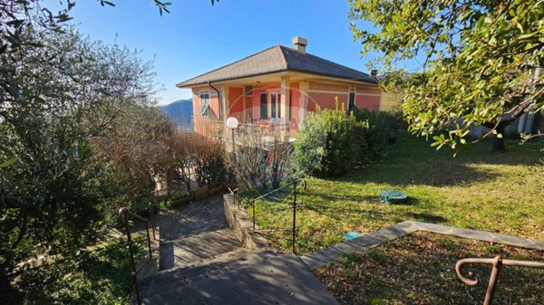 casa indipendente in vendita a Cogorno