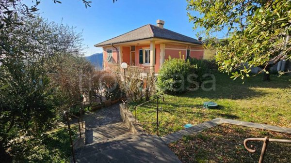 casa indipendente in vendita a Cogorno