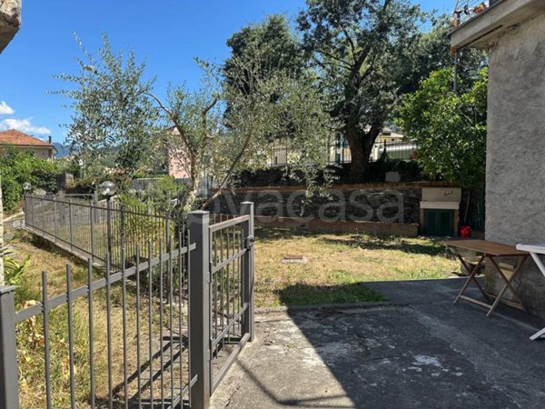 appartamento in vendita a Cogorno in zona San Salvatore
