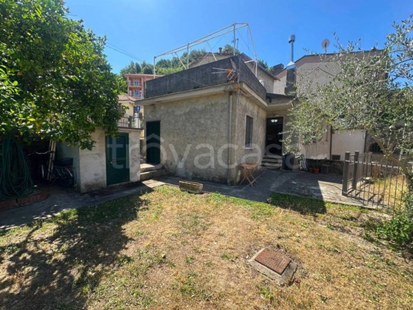 appartamento in vendita a Cogorno in zona San Salvatore