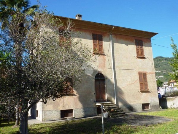 casa indipendente in vendita a Cogorno in zona San Salvatore