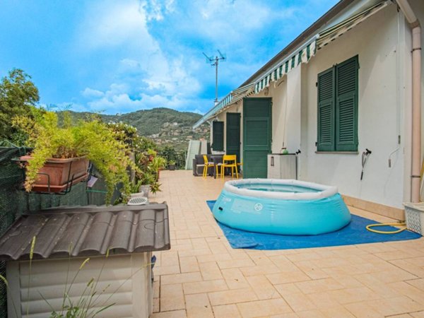 appartamento in vendita a Cogorno in zona San Salvatore