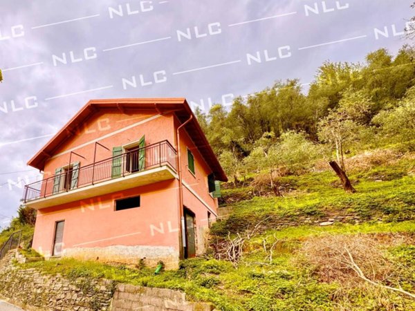 casa indipendente in vendita a Cogorno