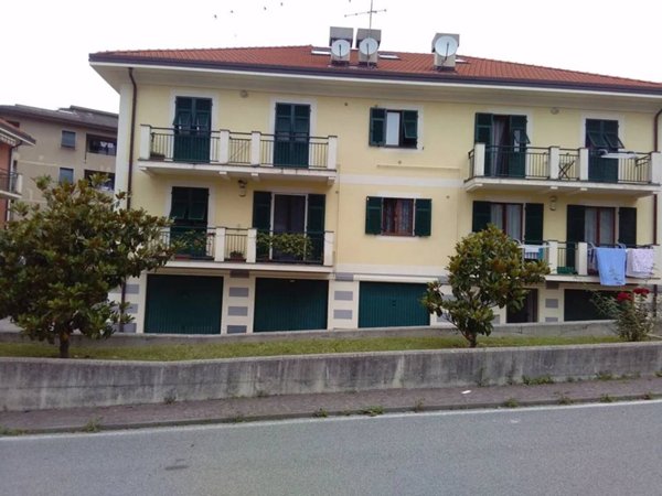 appartamento in vendita a Cogorno in zona San Salvatore