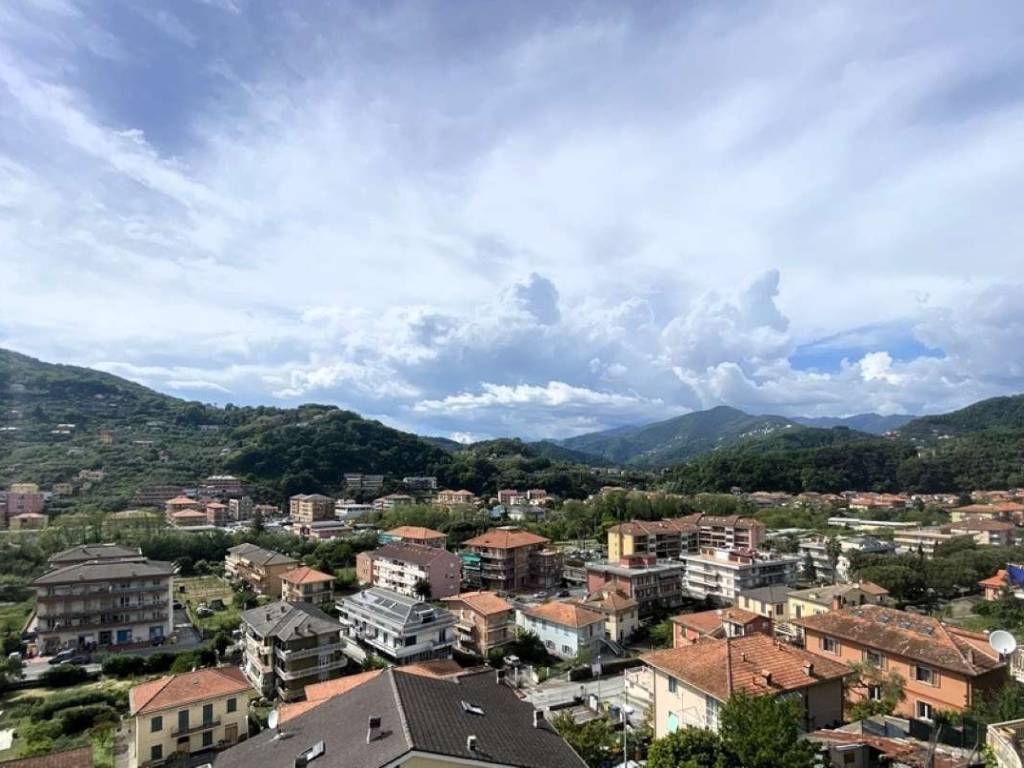 appartamento in vendita a Cogorno in zona San Salvatore