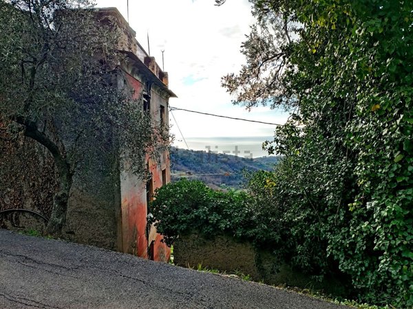 casa indipendente in vendita a Cogorno