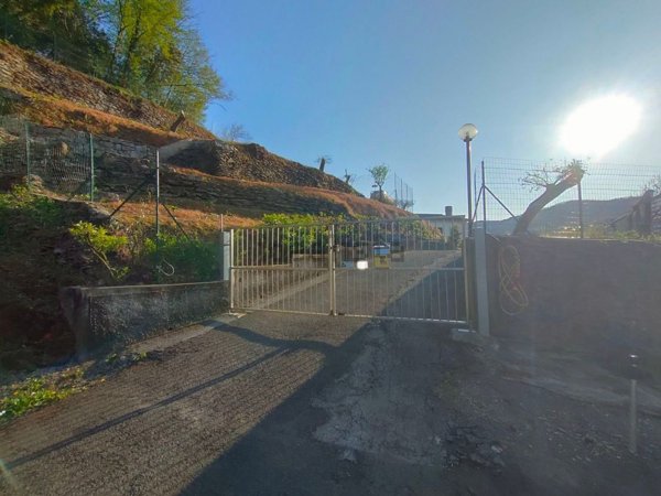 casa indipendente in vendita a Cogorno in zona San Salvatore