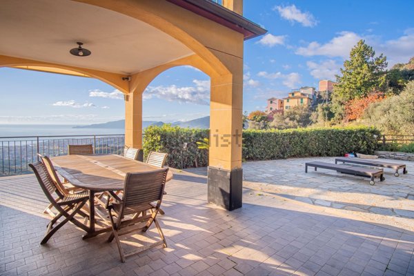 casa indipendente in vendita a Cogorno