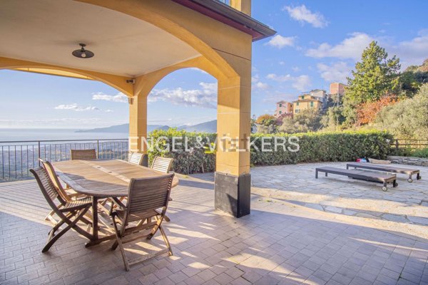 casa indipendente in vendita a Cogorno