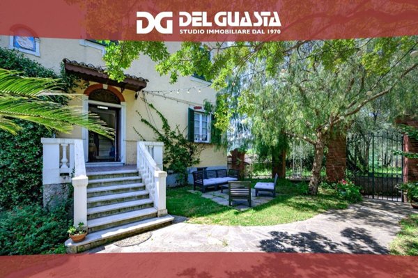 casa indipendente in vendita a Cogorno